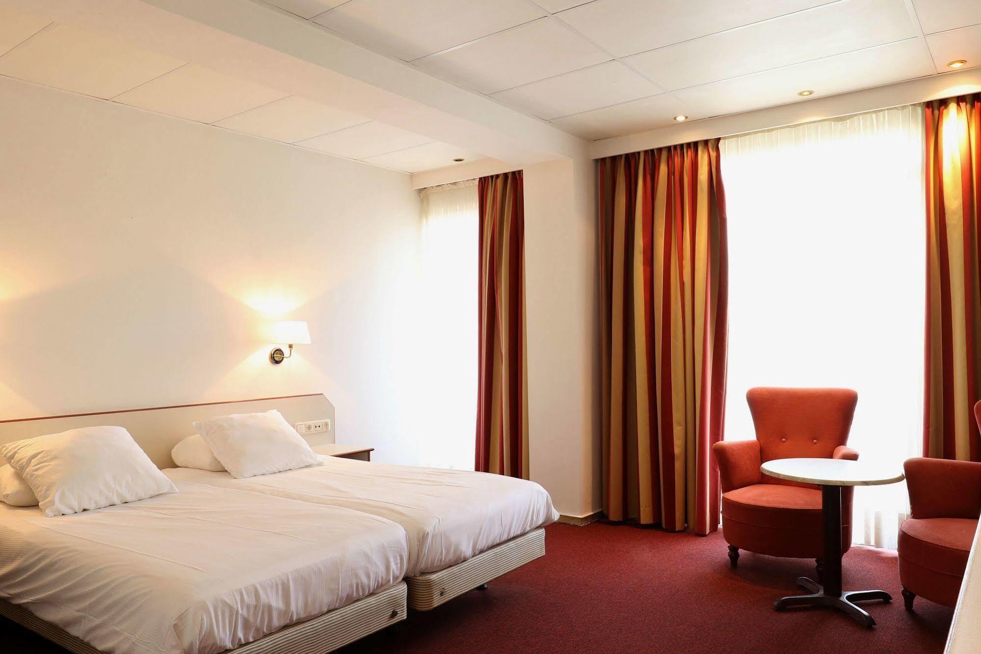 Js Hotel Epen Kültér fotó